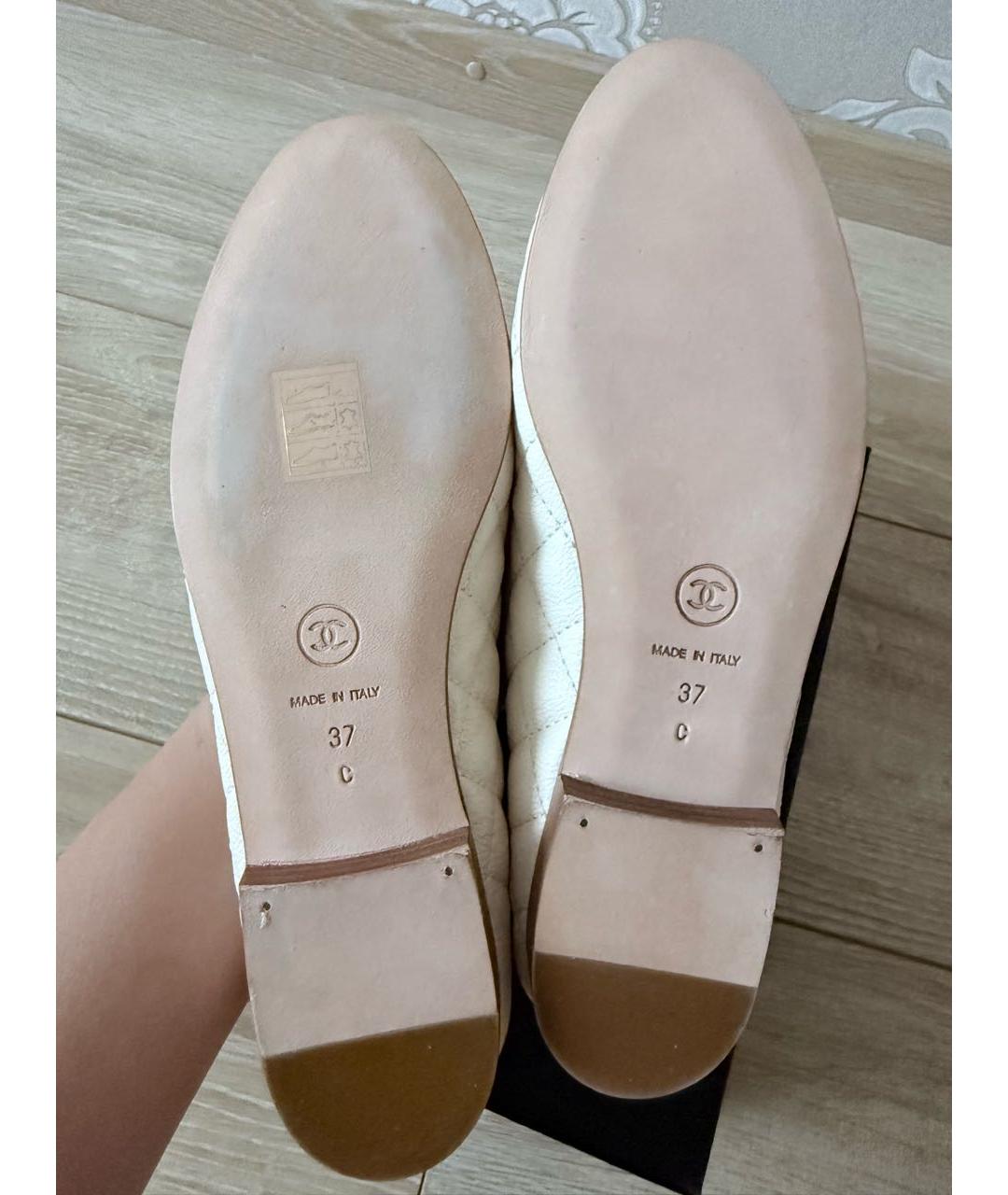 CHANEL Белые кожаные балетки, фото 4