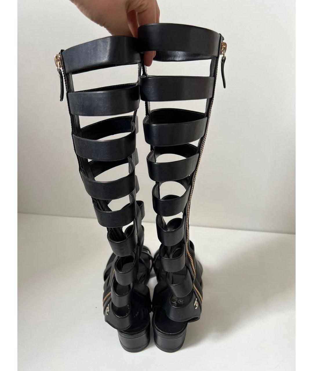 CHANEL Черные кожаные сапоги, фото 4