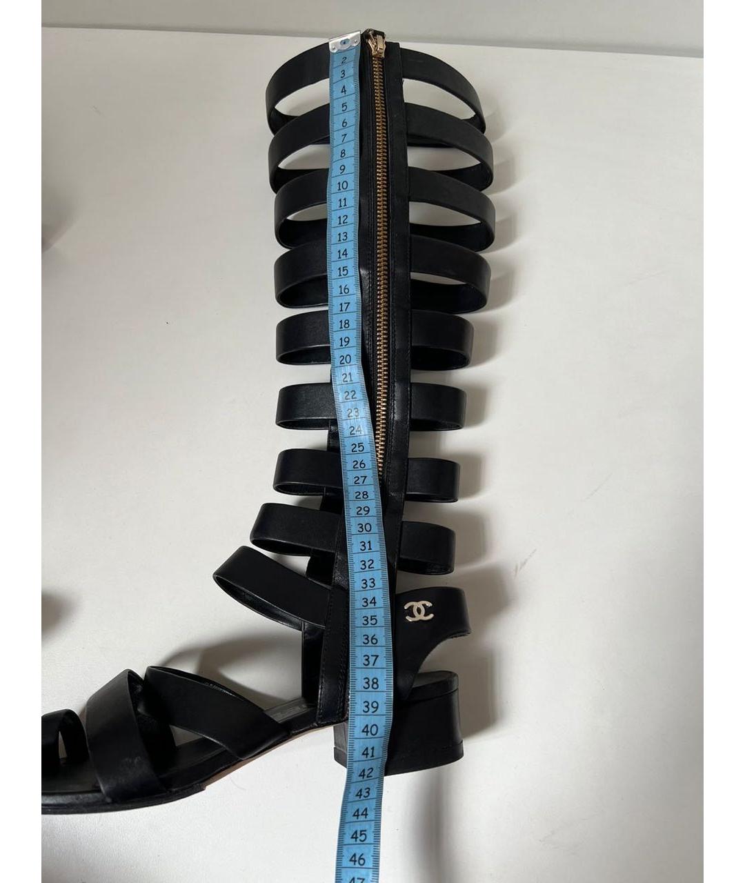 CHANEL Черные кожаные сапоги, фото 6