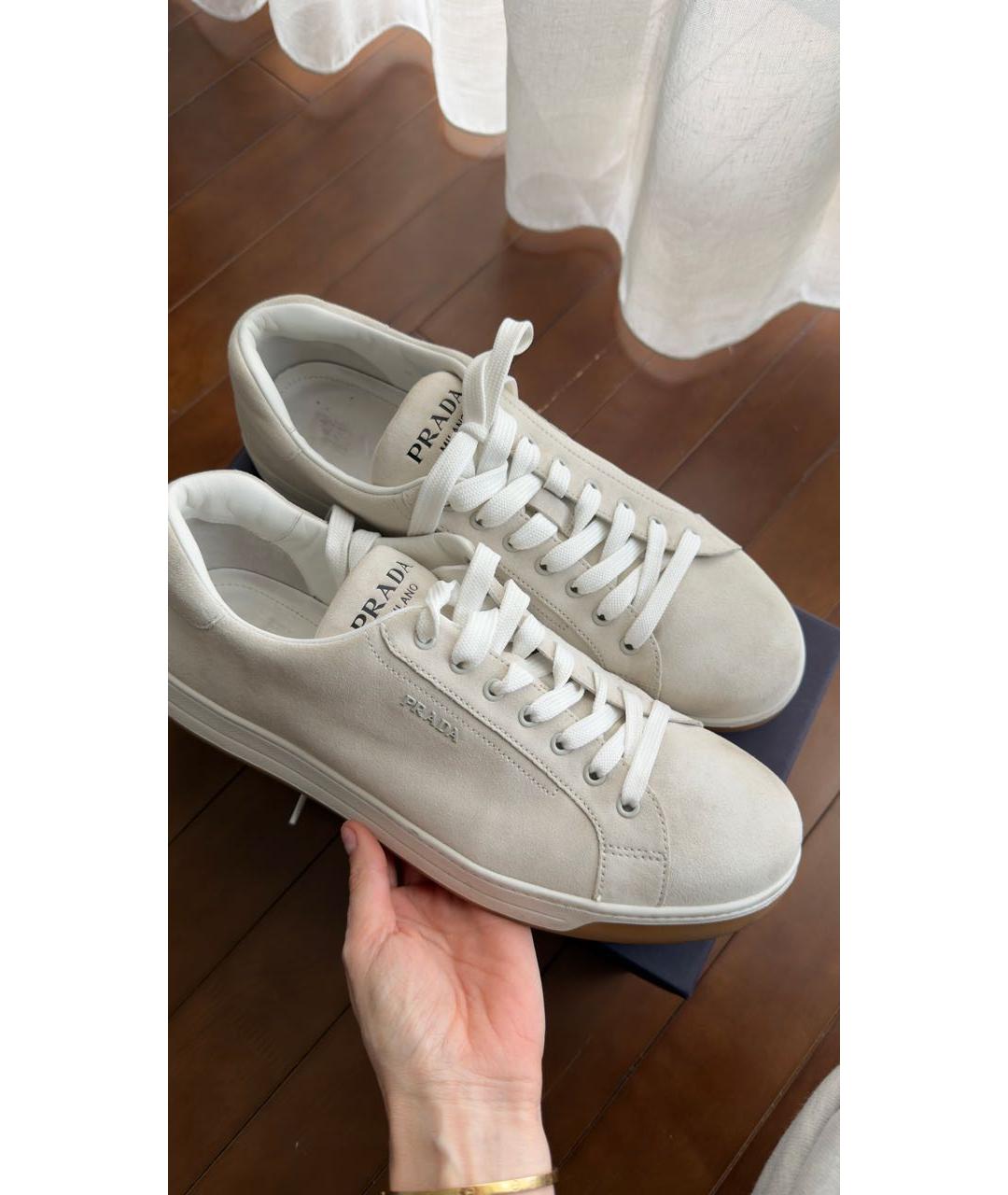 PRADA Бежевые замшевые низкие кроссовки / кеды, фото 7