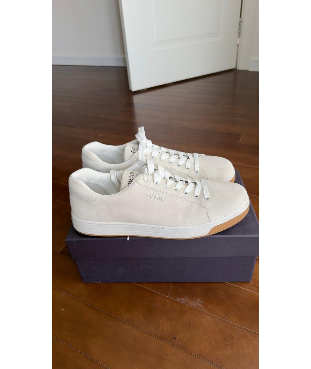 PRADA Бежевые замшевые низкие кроссовки / кеды, фото 8