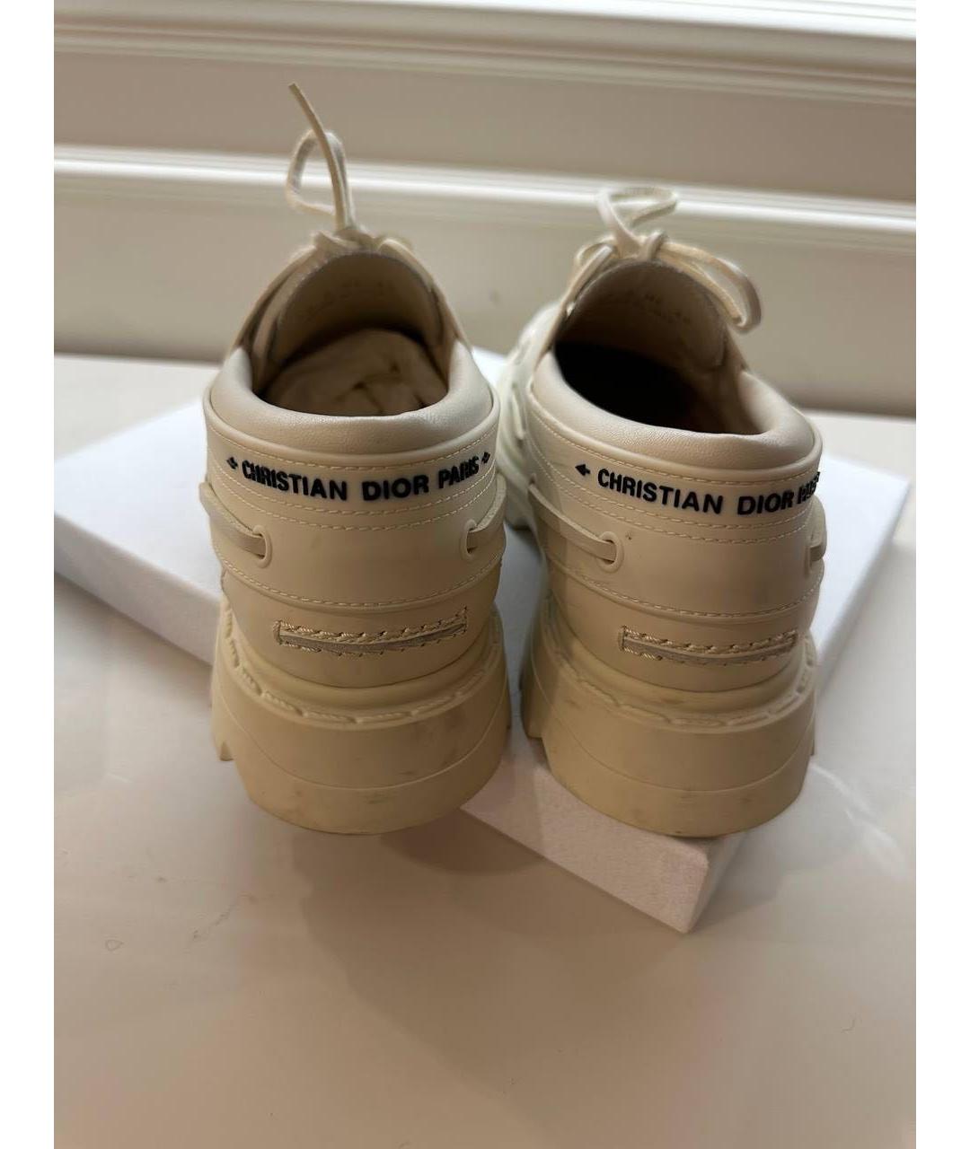 CHRISTIAN DIOR Белые кожаные лоферы, фото 4