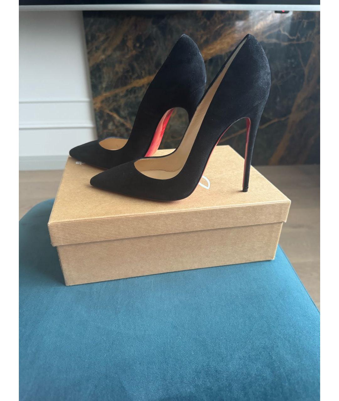 CHRISTIAN LOUBOUTIN Черные замшевые туфли, фото 5