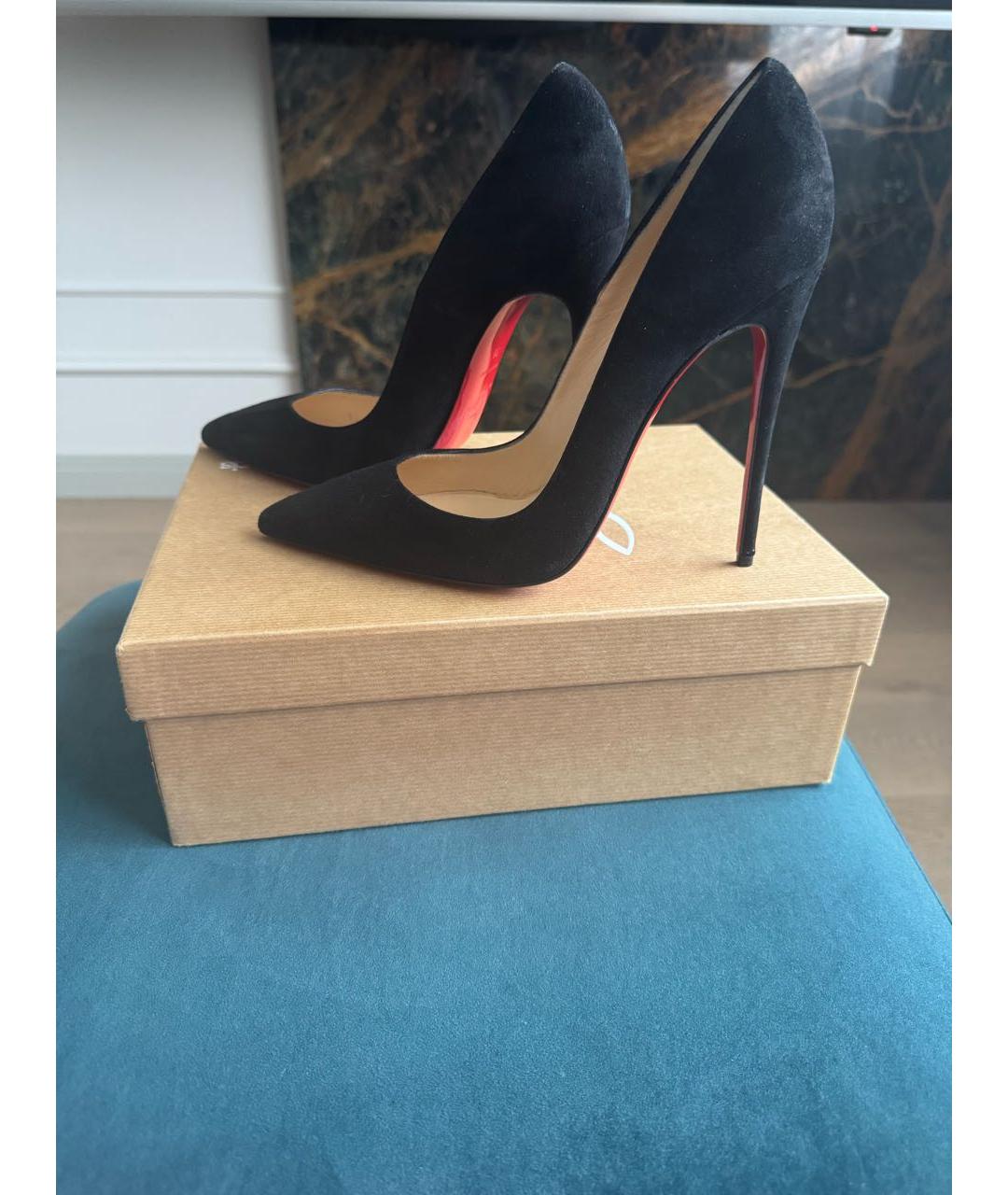 CHRISTIAN LOUBOUTIN Черные замшевые туфли, фото 2