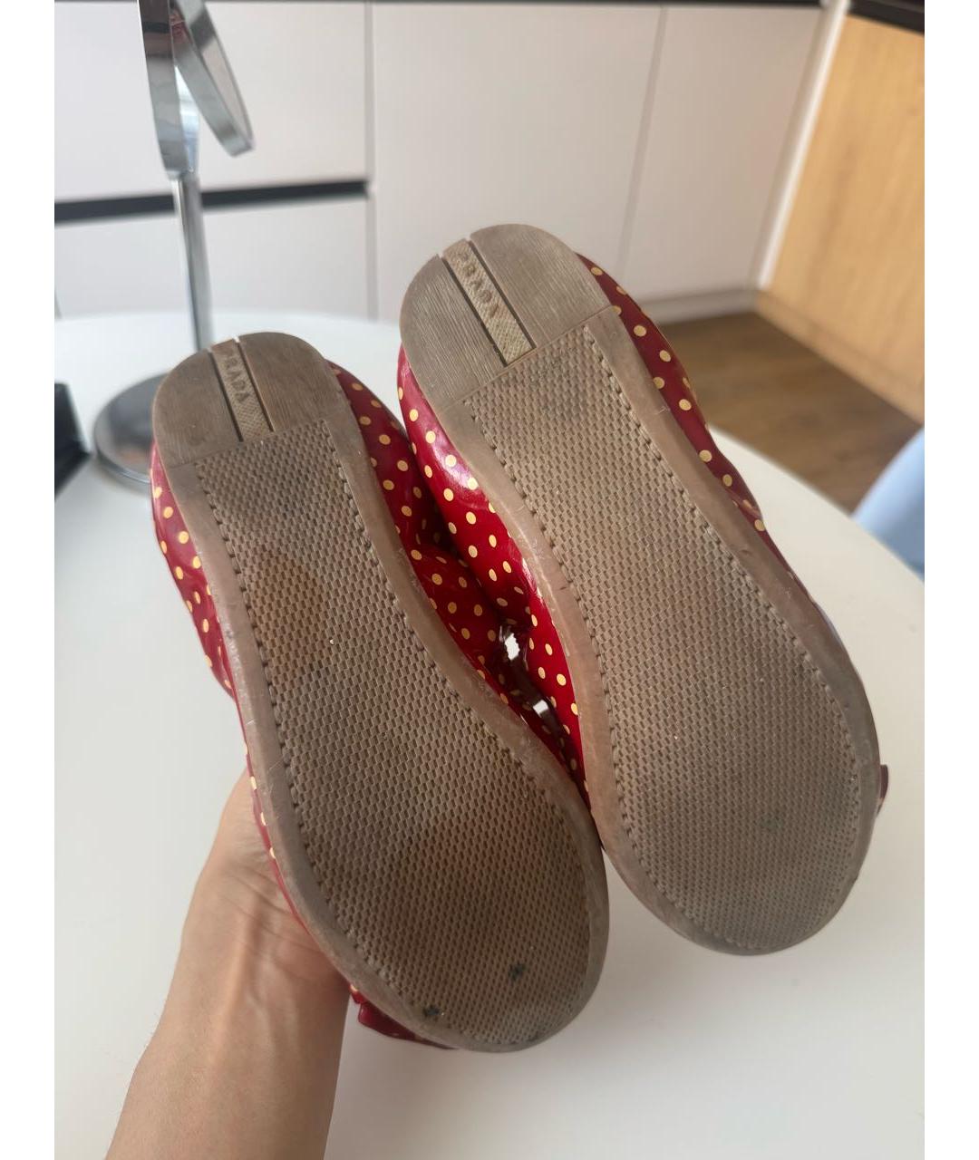 PRADA Красные кожаные балетки, фото 5