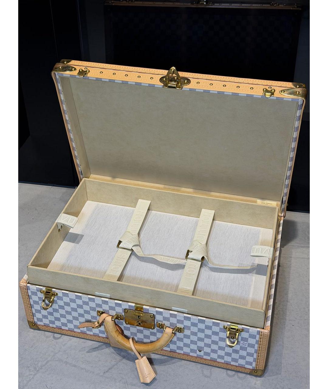 LOUIS VUITTON Белый кожаный чемодан, фото 3