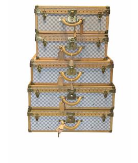 LOUIS VUITTON Чемодан