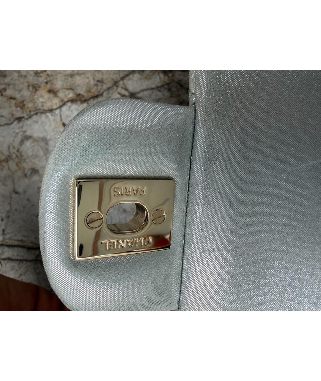 CHANEL Серебряная тканевая сумка через плечо, фото 5