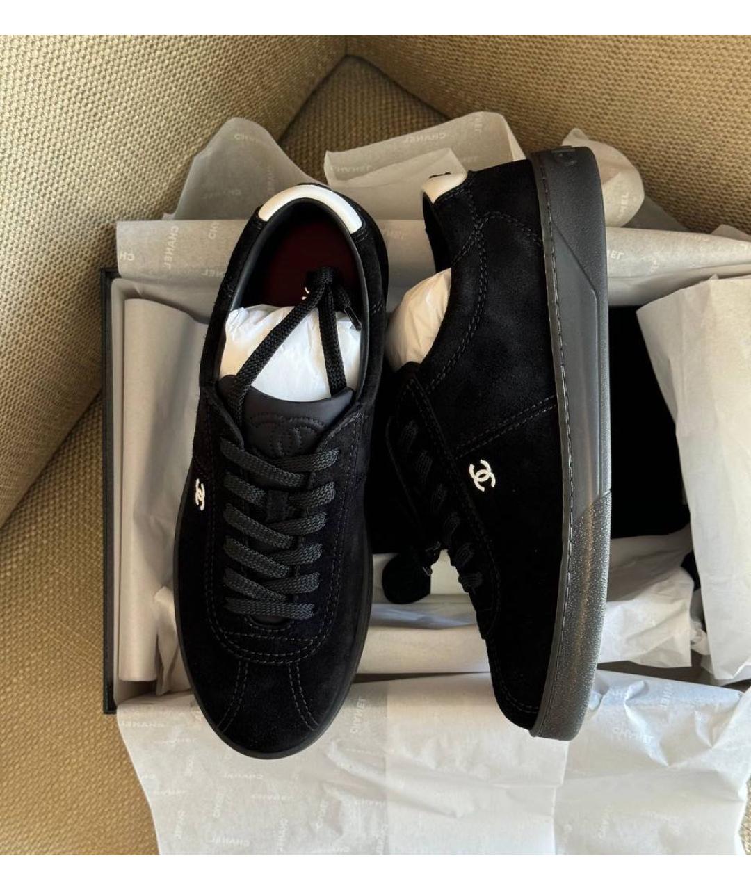 CHANEL Черные замшевые кеды, фото 3