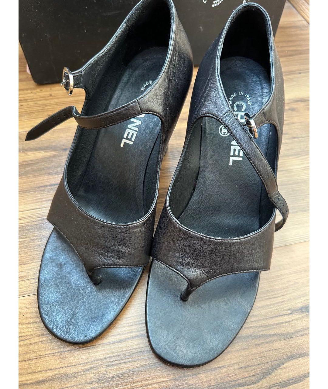 CHANEL Черные кожаные босоножки, фото 2