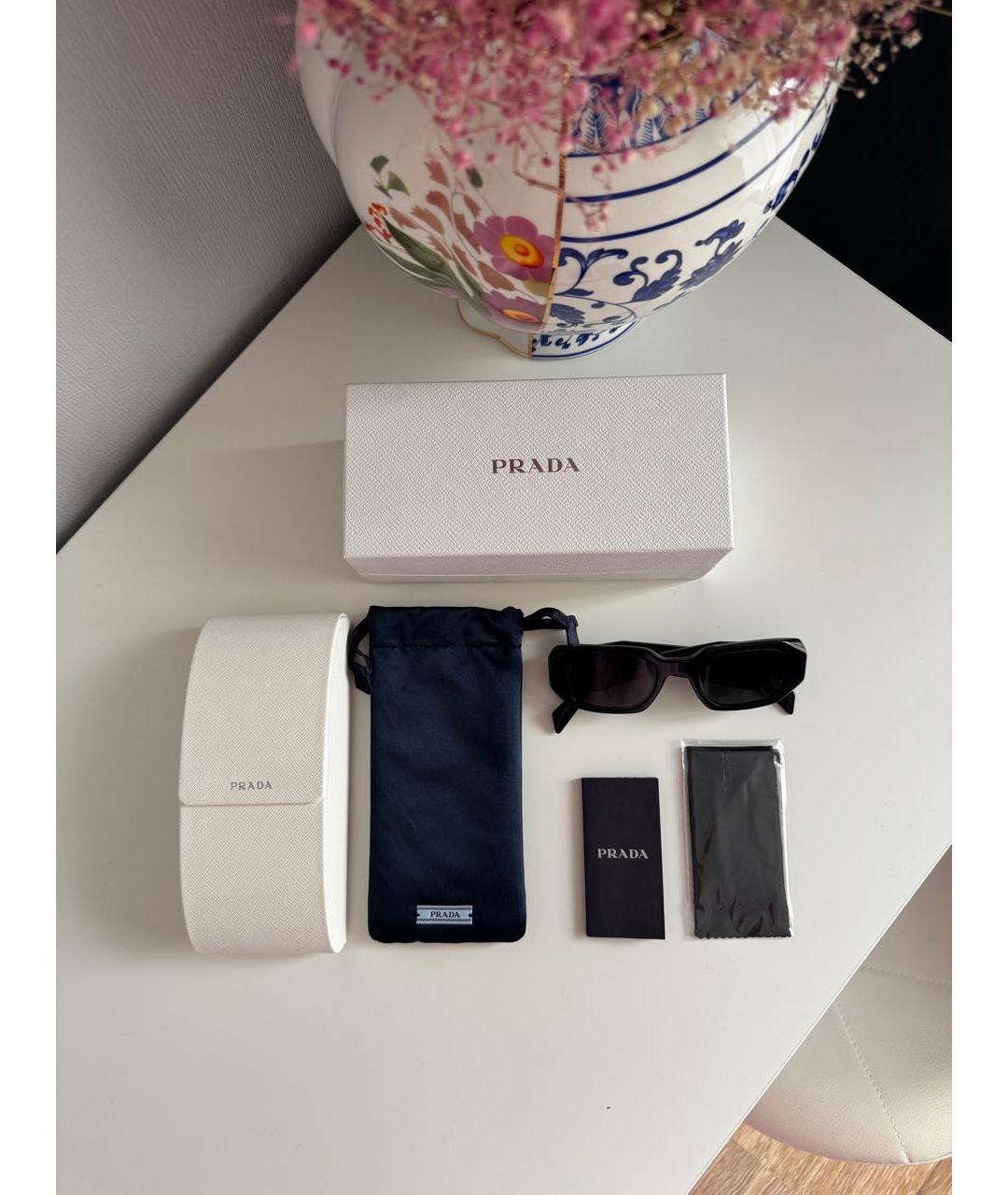 PRADA Черные пластиковые солнцезащитные очки, фото 6