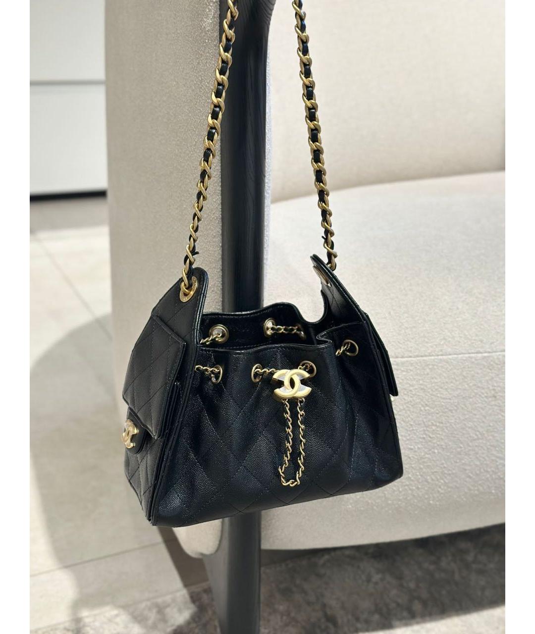 CHANEL Черная кожаная сумка через плечо, фото 2