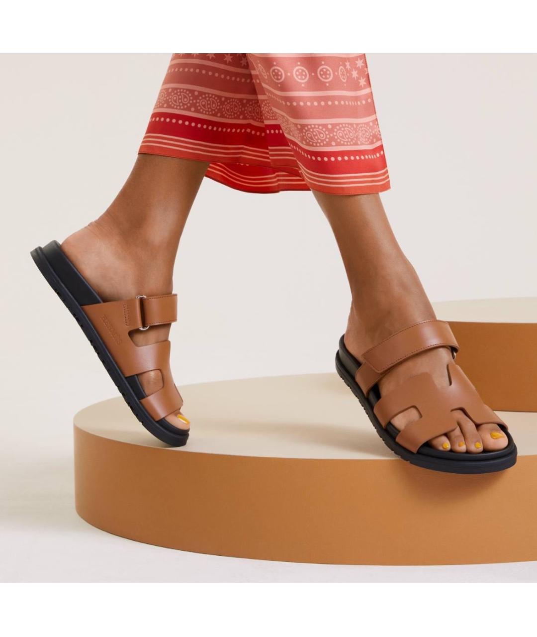 HERMES Оранжевое кожаные сандалии, фото 5