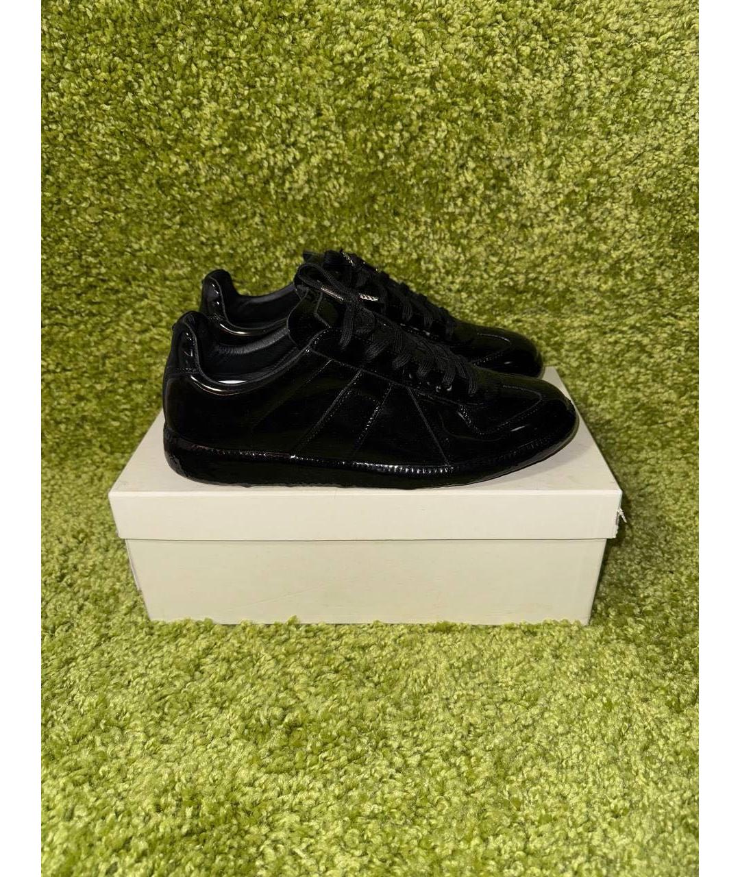 MAISON MARGIELA Черные низкие кроссовки / кеды из лакированной кожи, фото 6