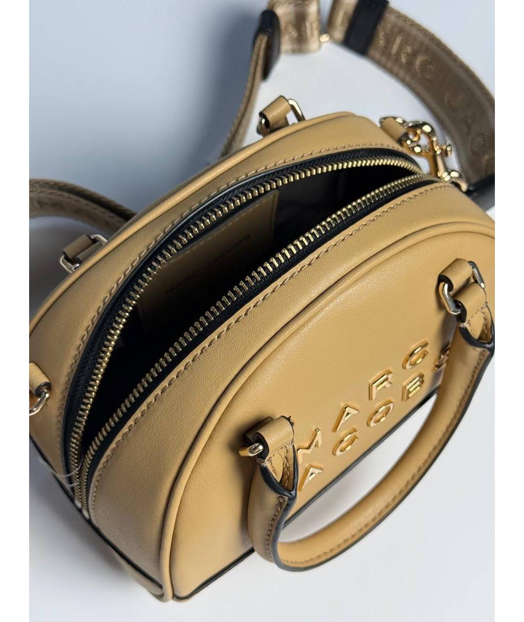 MARC JACOBS Бежевая кожаная сумка с короткими ручками, фото 7