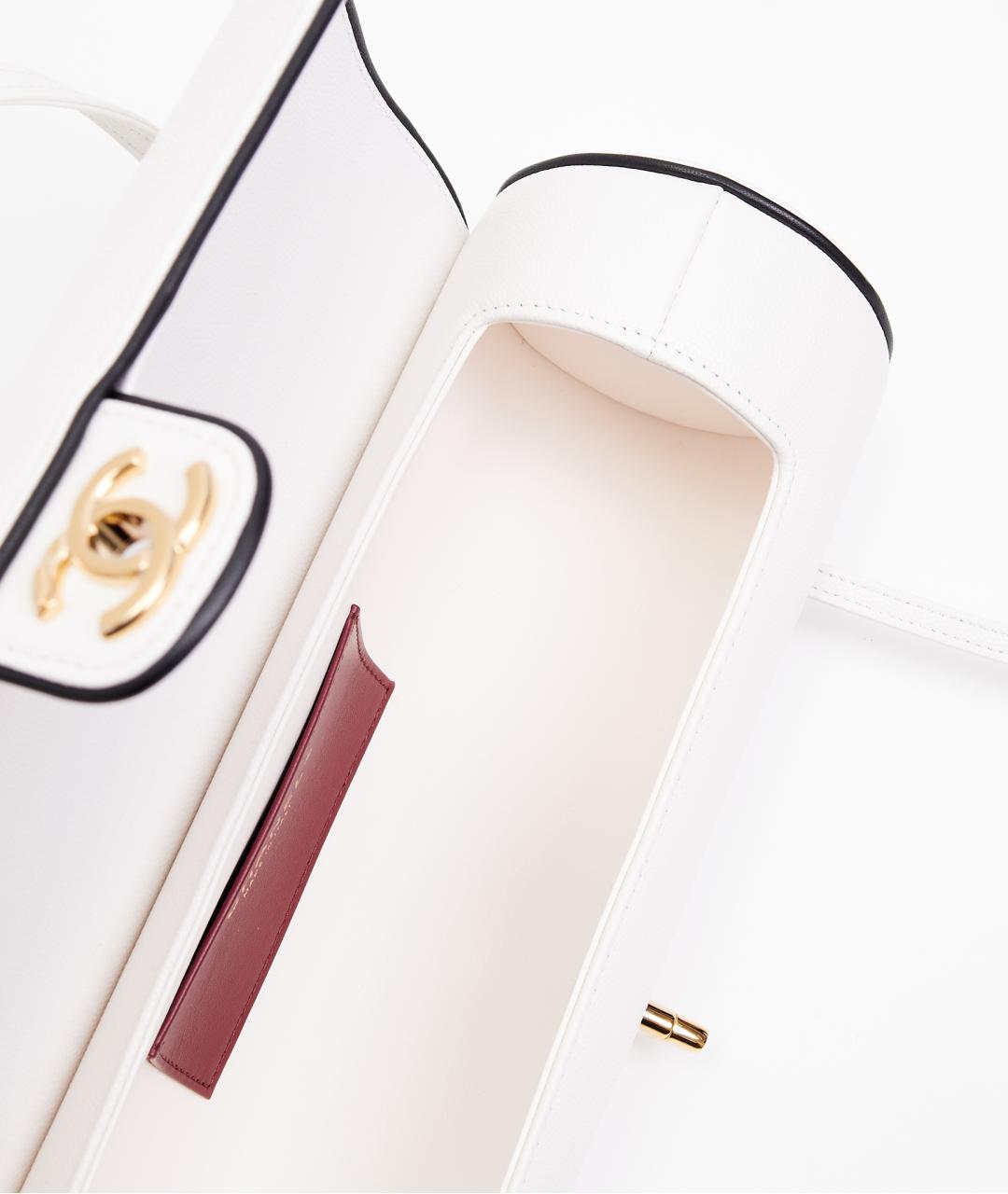 CHANEL Белая кожаная сумка через плечо, фото 4