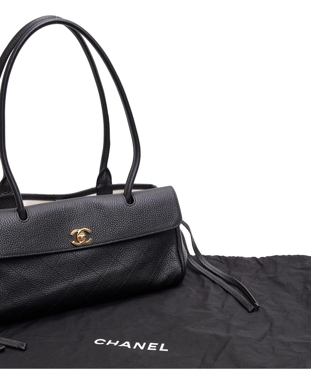 CHANEL Черная кожаная сумка через плечо, фото 4