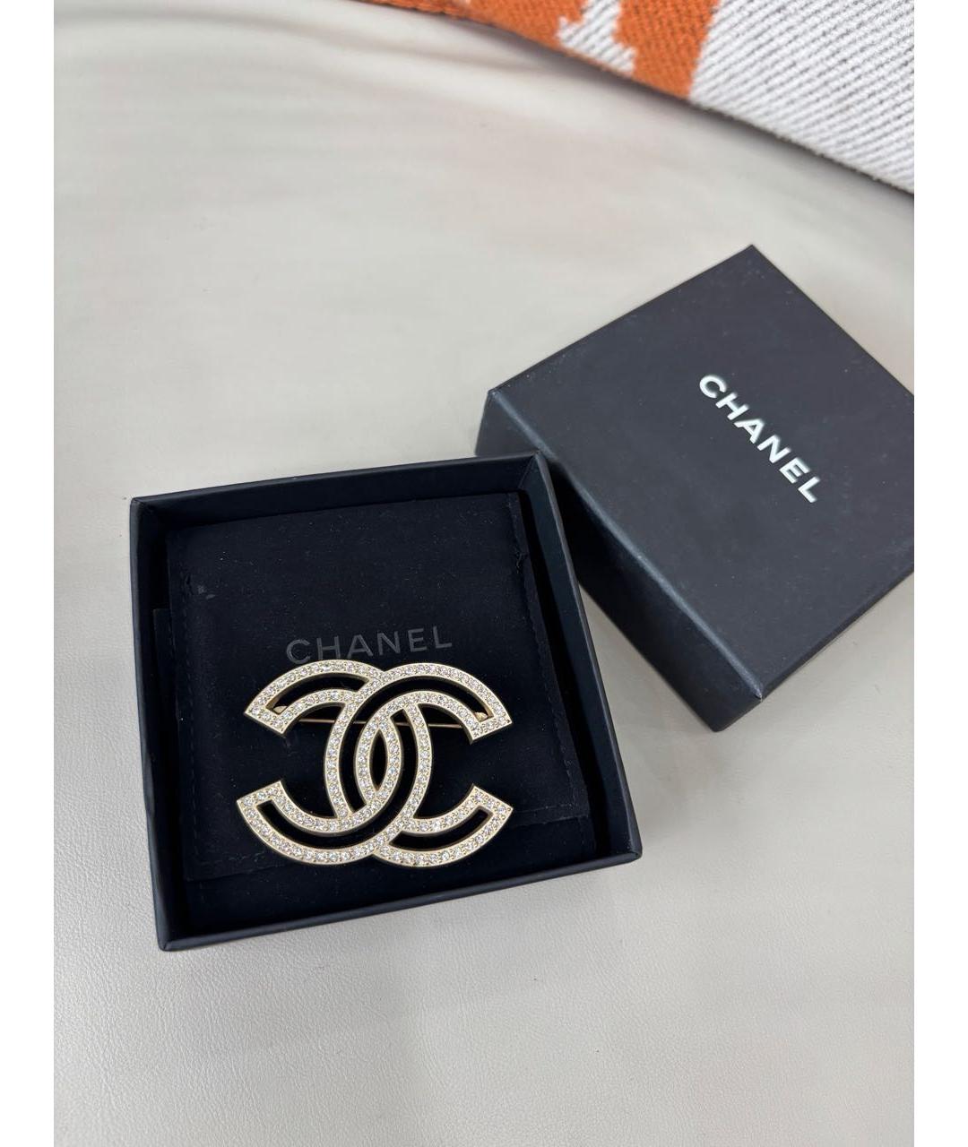 CHANEL Золотая металлическая булавка / брошь, фото 3