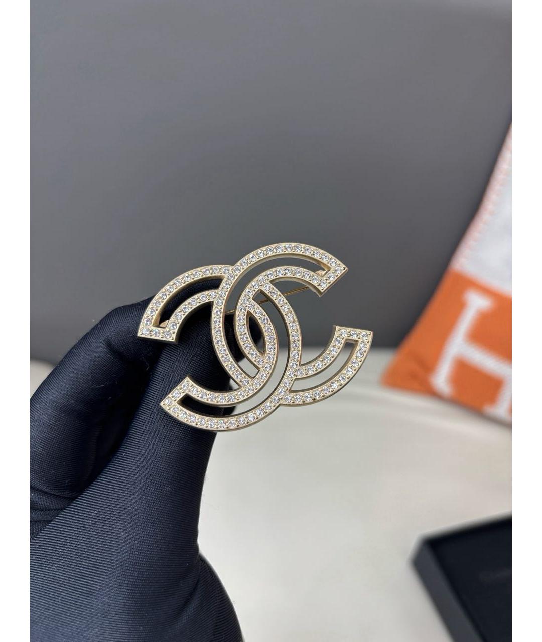 CHANEL Золотая металлическая булавка / брошь, фото 6