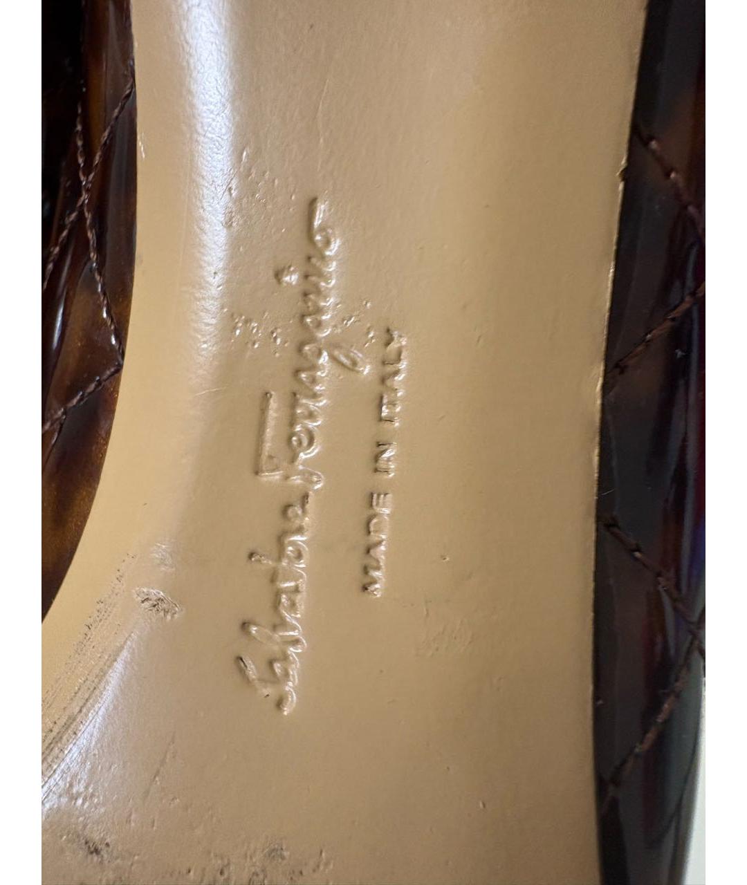 FERRAGAMO Коричневые туфли из лакированной кожи, фото 6