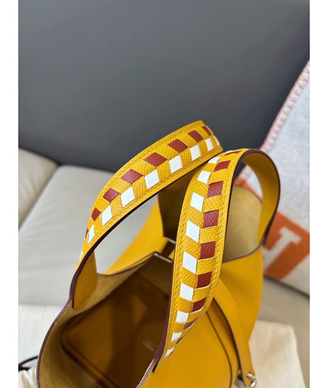 HERMES Желтая кожаная сумка с короткими ручками, фото 7