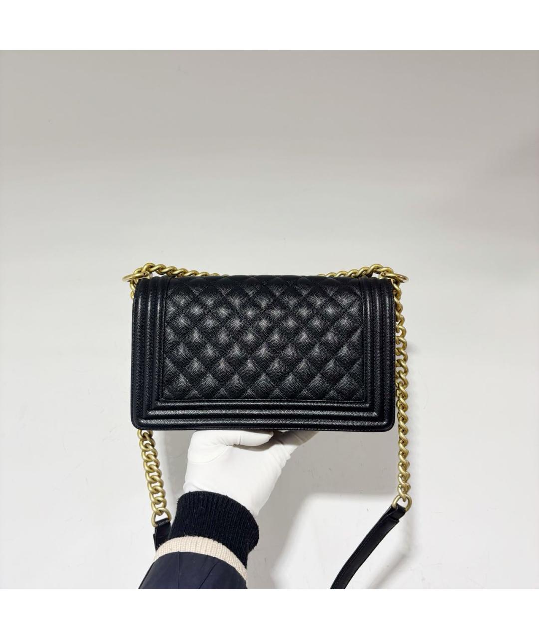 CHANEL Черная кожаная сумка через плечо, фото 3