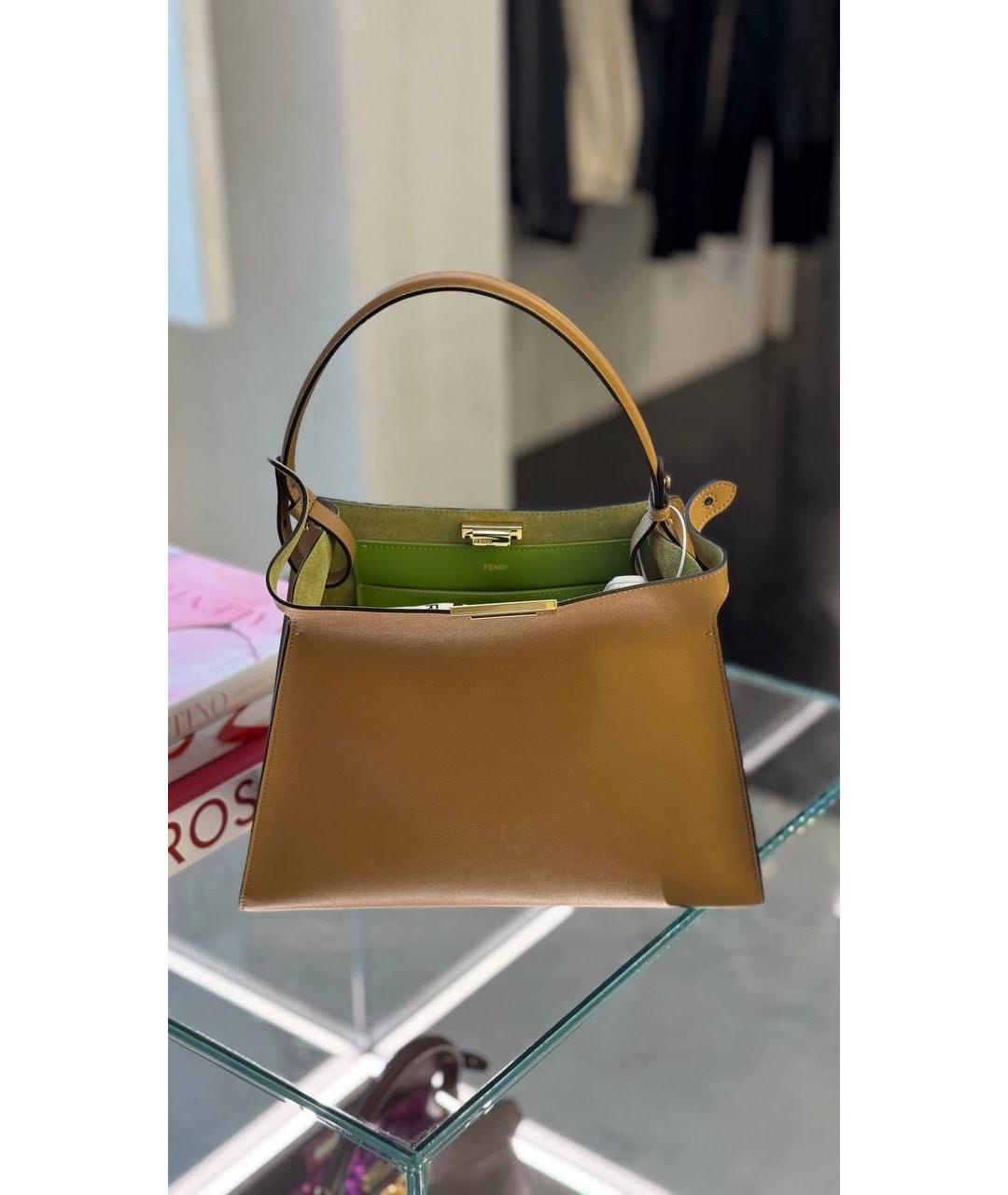 FENDI Бежевая кожаная сумка через плечо, фото 4