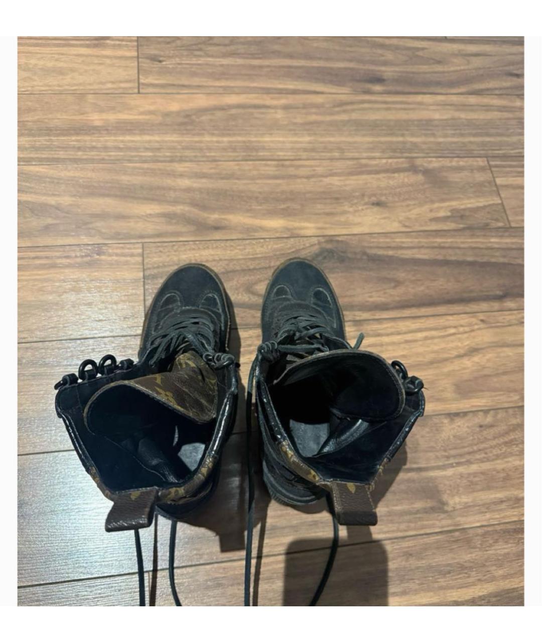 LOUIS VUITTON Черные нубуковые ботинки, фото 3