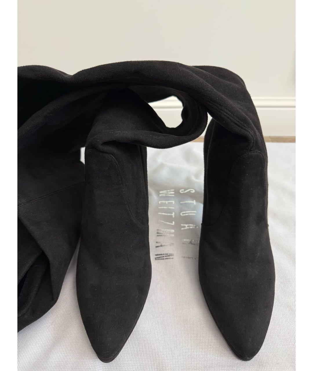 STUART WEITZMAN Черные замшевые ботфорты, фото 2