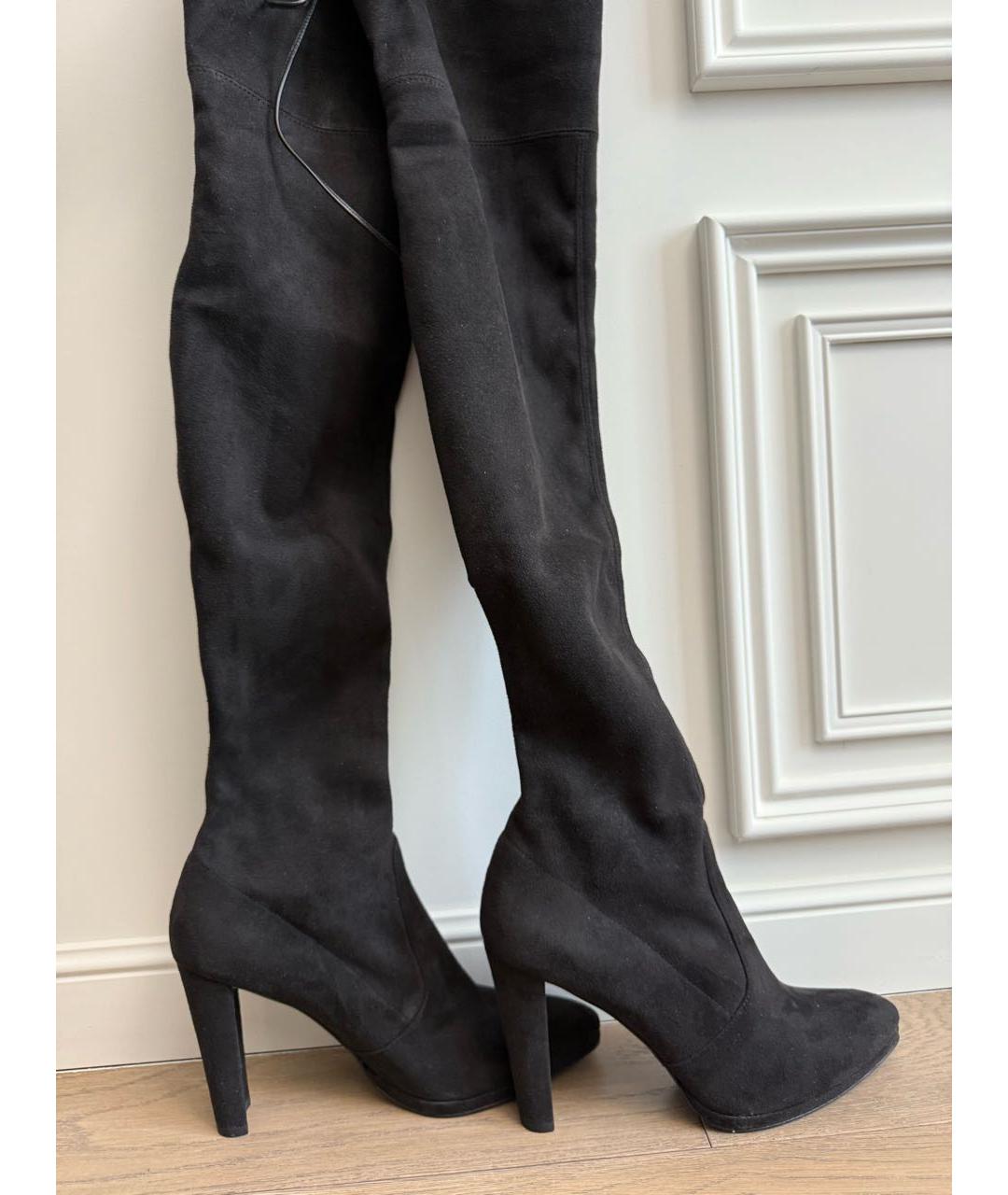 STUART WEITZMAN Черные замшевые ботфорты, фото 7