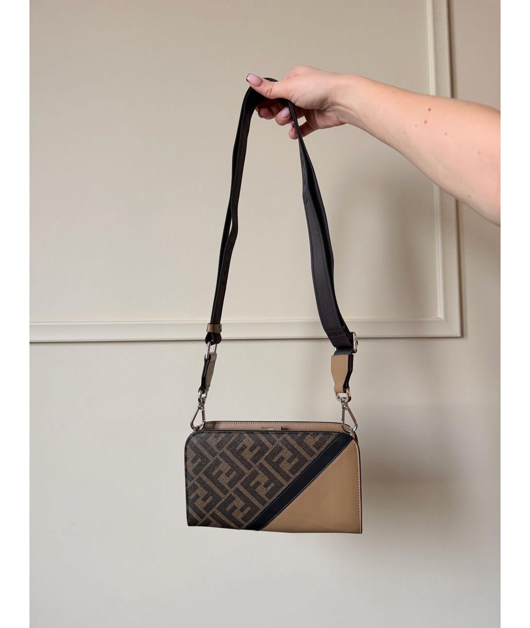 FENDI Бежевый кожаный кошелек, фото 4