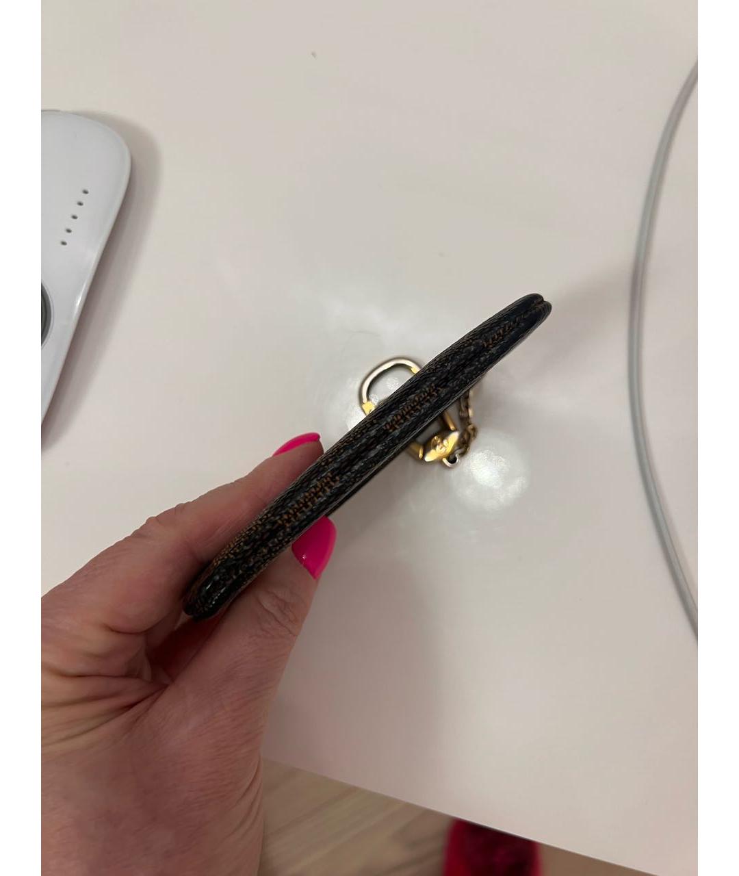 LOUIS VUITTON Коричневая ключница, фото 3