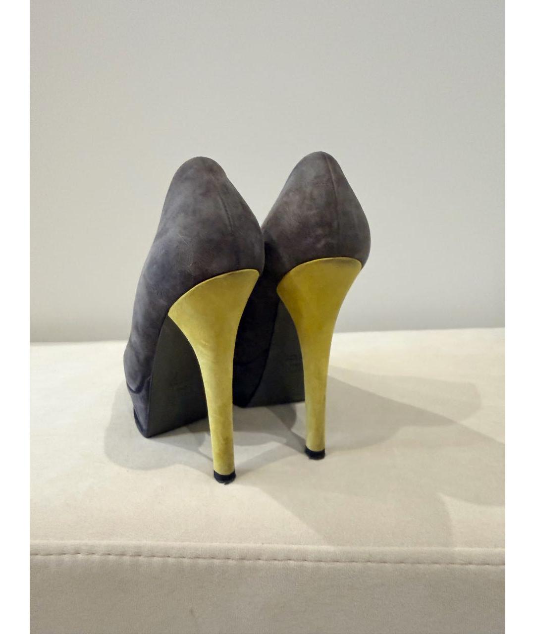 FENDI Серые замшевые туфли, фото 3