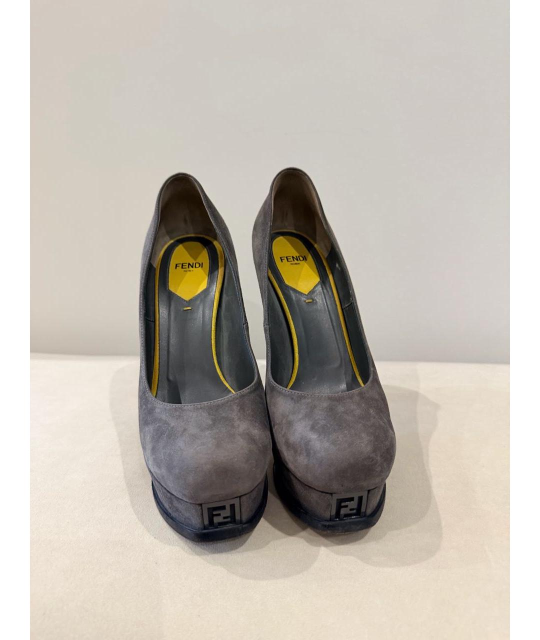 FENDI Серые замшевые туфли, фото 2