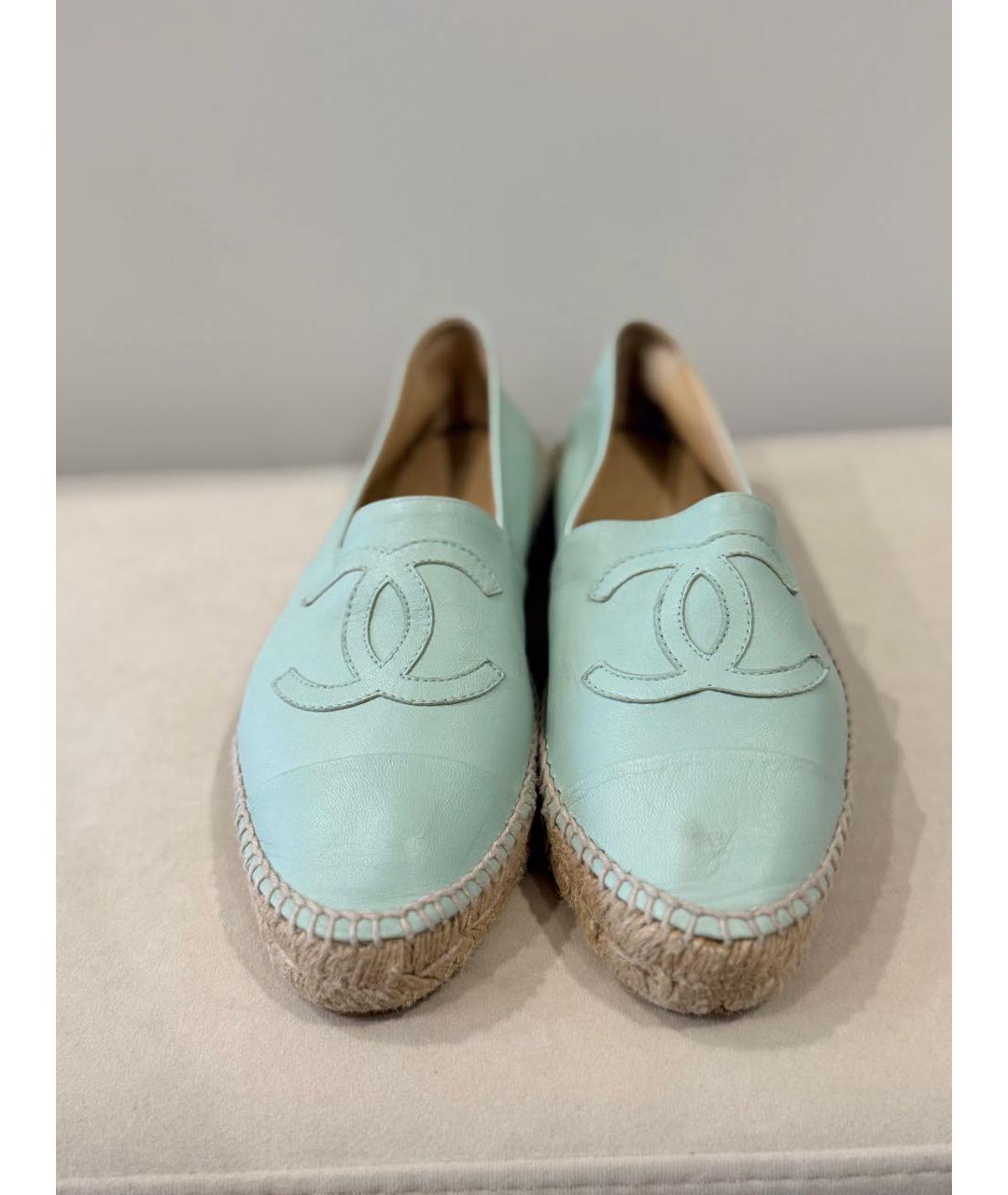 CHANEL Бирюзовые кожаные лоферы, фото 2