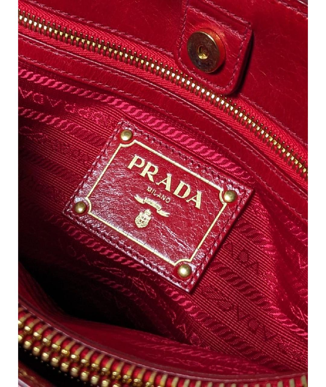 PRADA Красная сумка через плечо из лакированной кожи, фото 4
