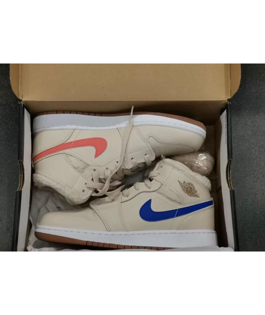 JORDAN Бежевые кожаные кроссовки, фото 2