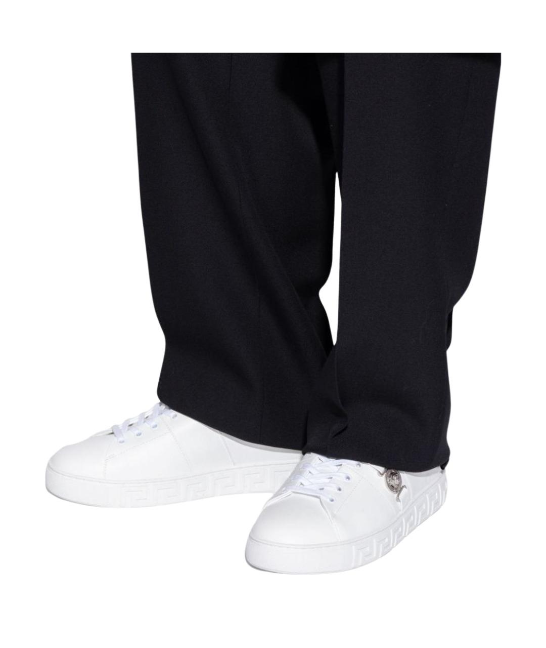 VERSACE Белые кожаные низкие кроссовки / кеды, фото 2