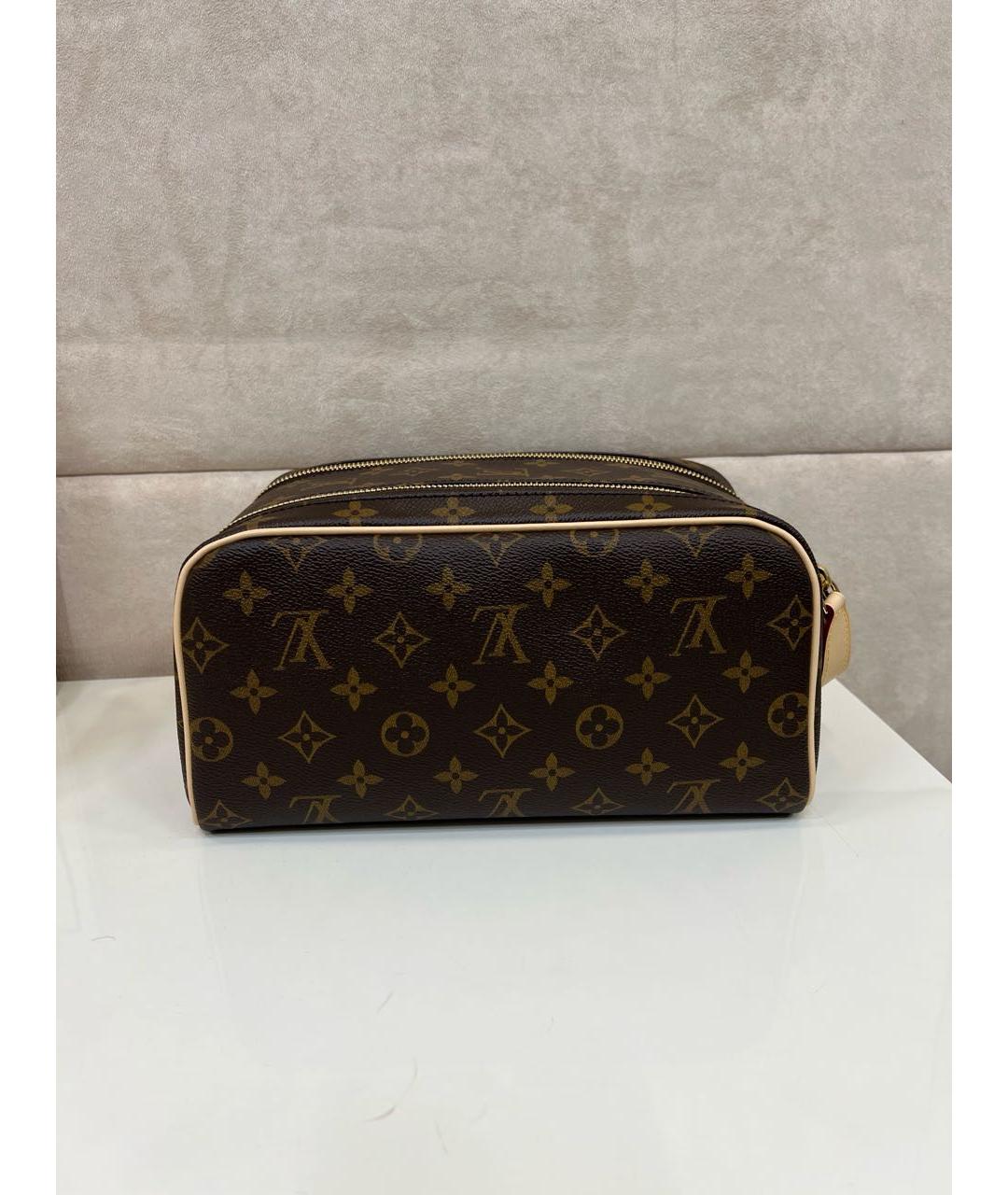 LOUIS VUITTON Коричневая косметичка, фото 7