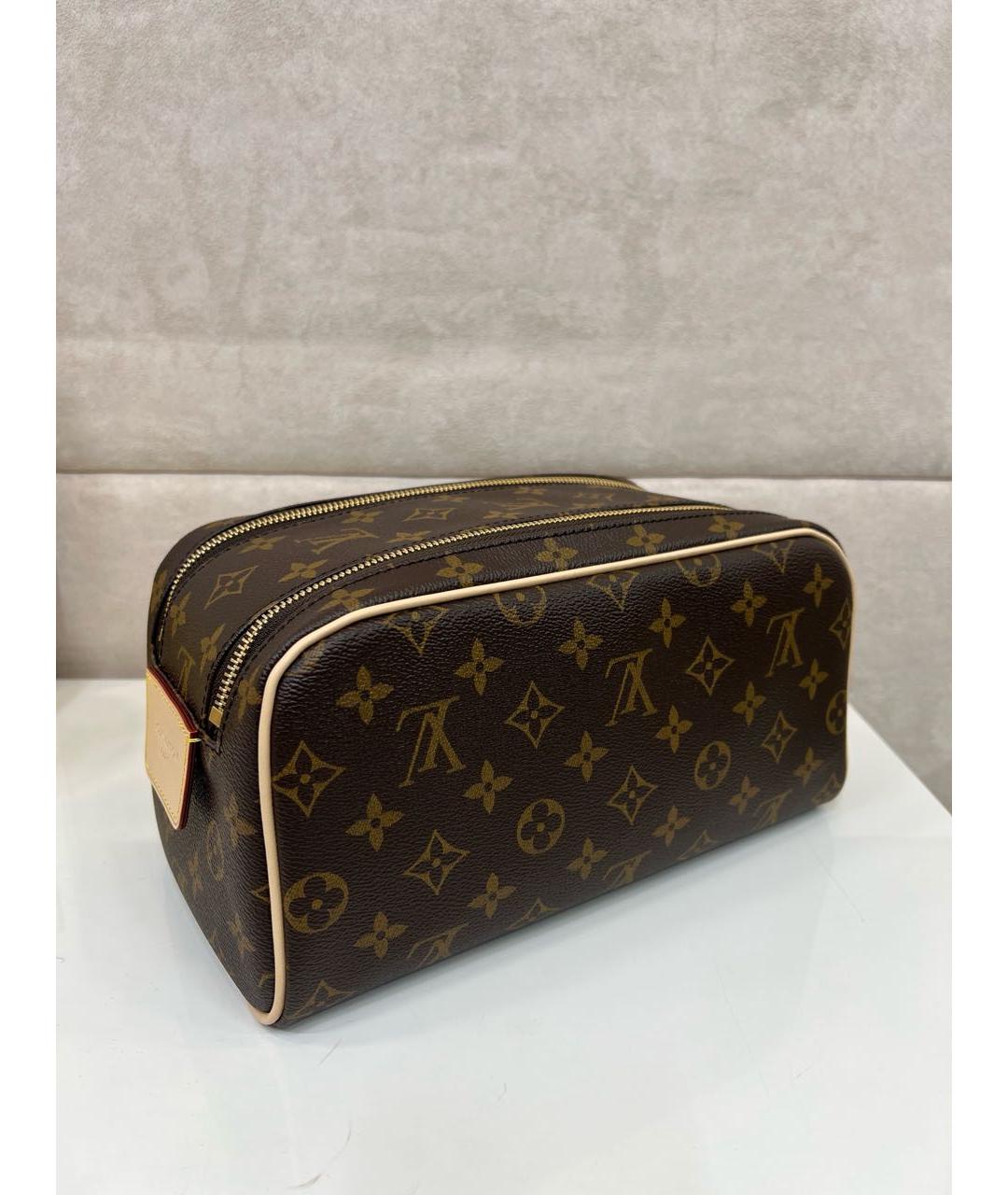 LOUIS VUITTON Коричневая косметичка, фото 2