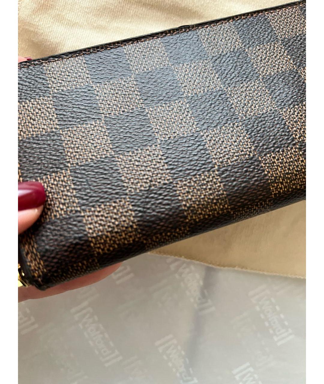 LOUIS VUITTON Коричневый кошелек, фото 6