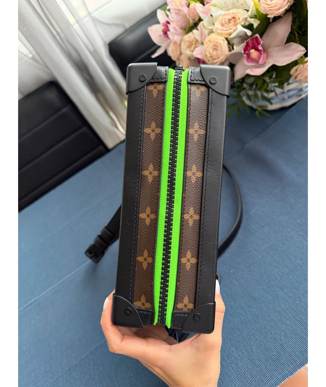 LOUIS VUITTON Коричневая кожаная сумка на плечо, фото 5
