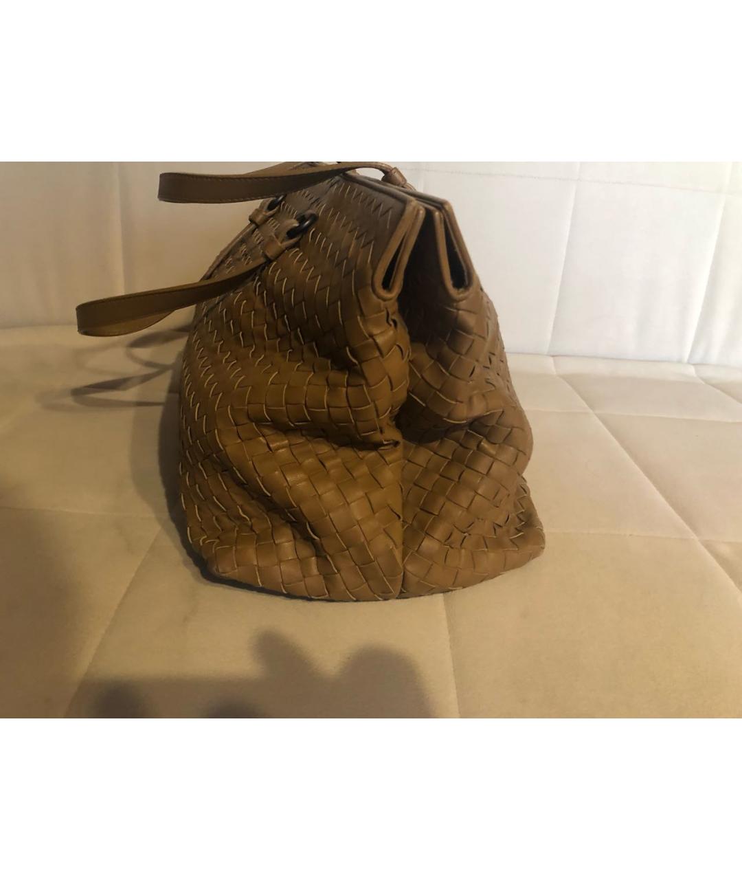 BOTTEGA VENETA Коричневая кожаная сумка тоут, фото 6