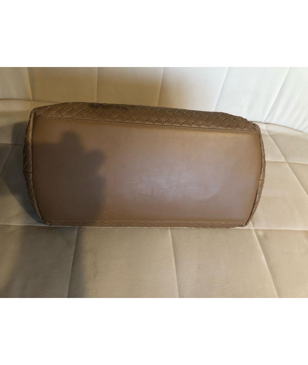 BOTTEGA VENETA Коричневая кожаная сумка тоут, фото 5