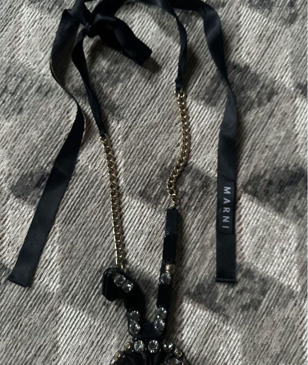 MARNI Черная пластиковая подвеска, фото 3