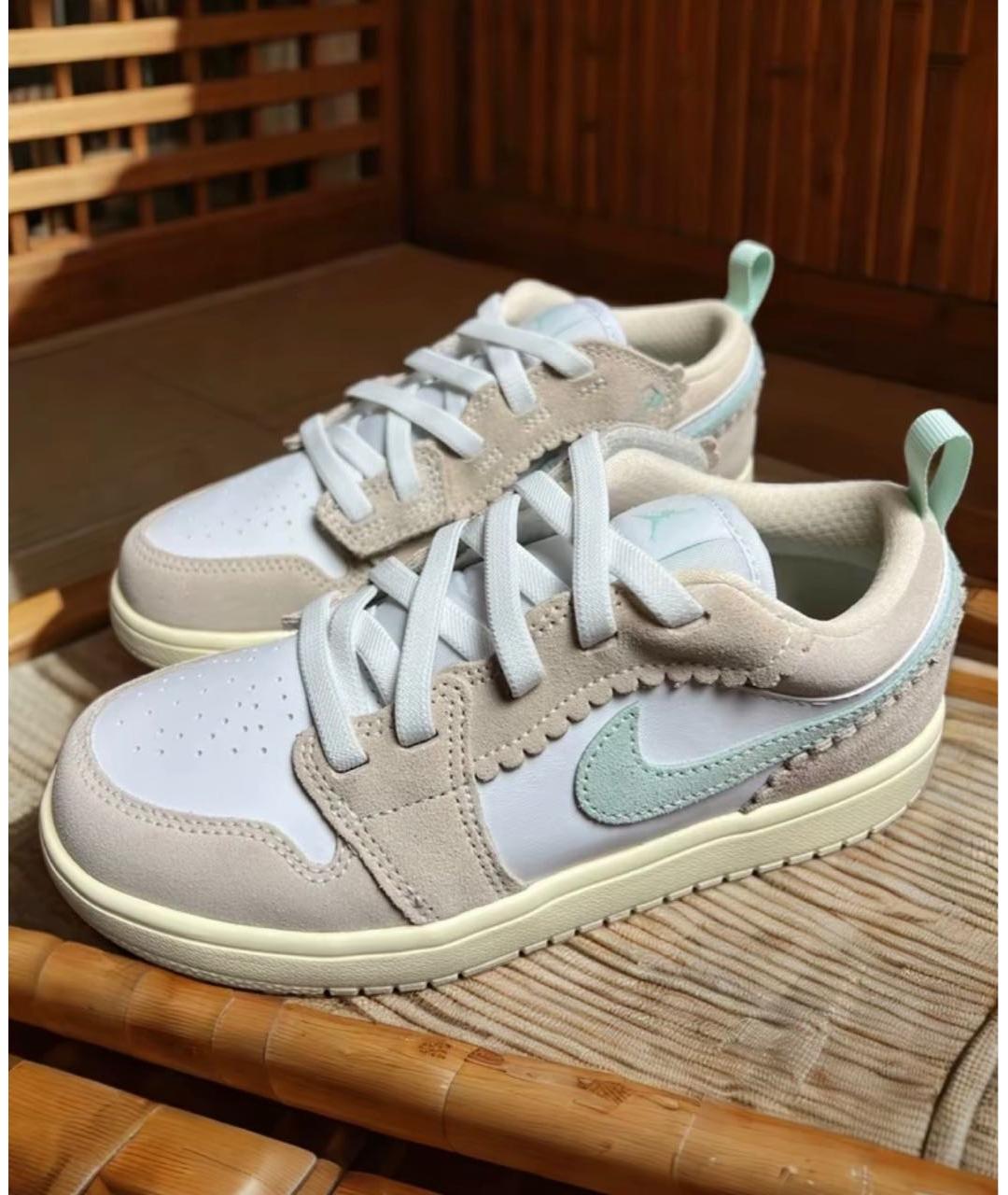 JORDAN Бежевые замшевые кеды, фото 2