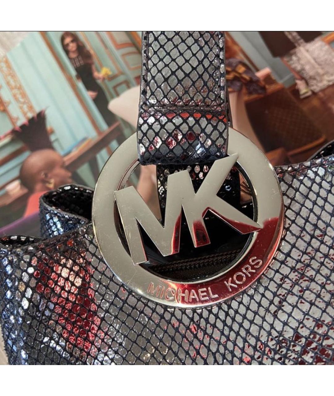 MICHAEL KORS Серебряная кожаная сумка с короткими ручками, фото 2