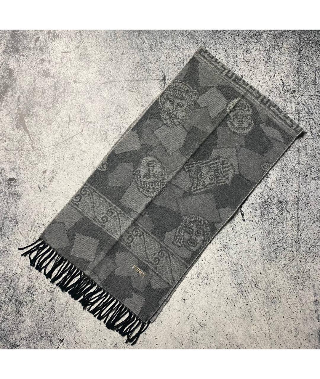 FENDI Серый шарф, фото 2