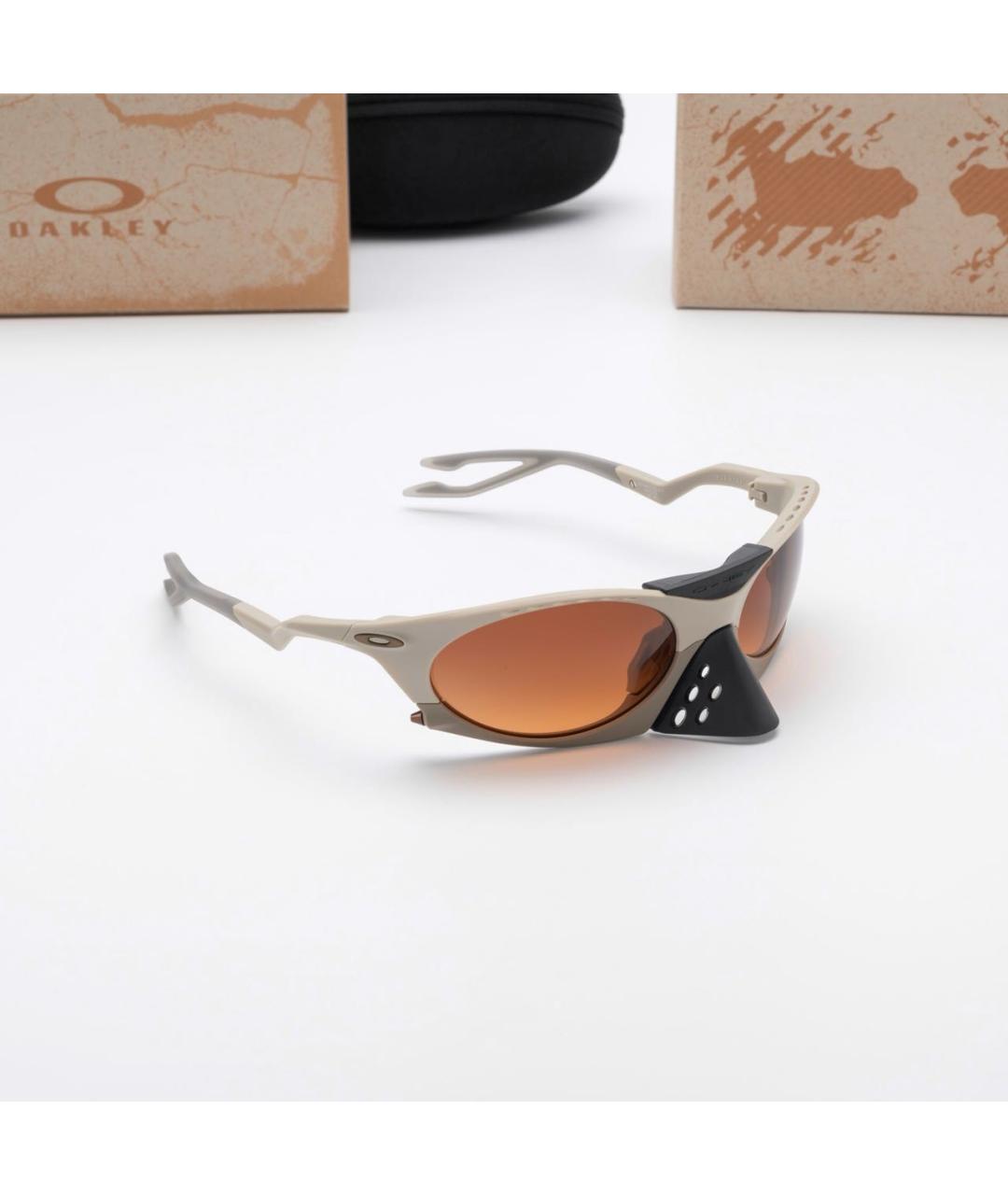 OAKLEY Бежевые пластиковые солнцезащитные очки, фото 2