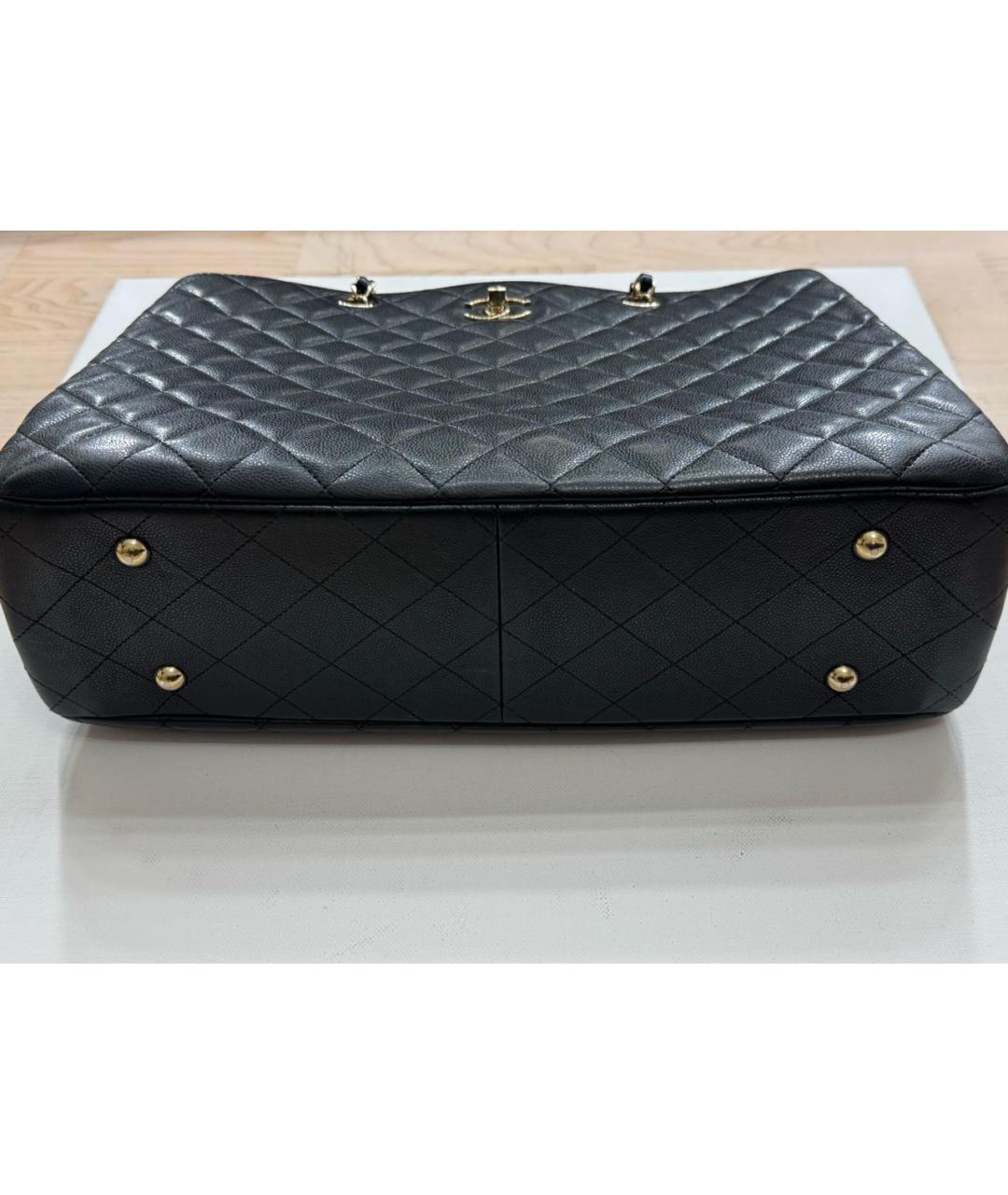 CHANEL Черная кожаная сумка тоут, фото 4